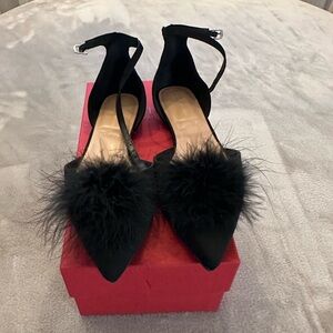 Flats with ostrich feather - size 8